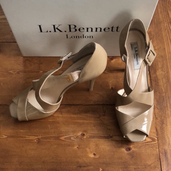 L.K. Bennett Silver Taupe Patent - Picture 5 of 11